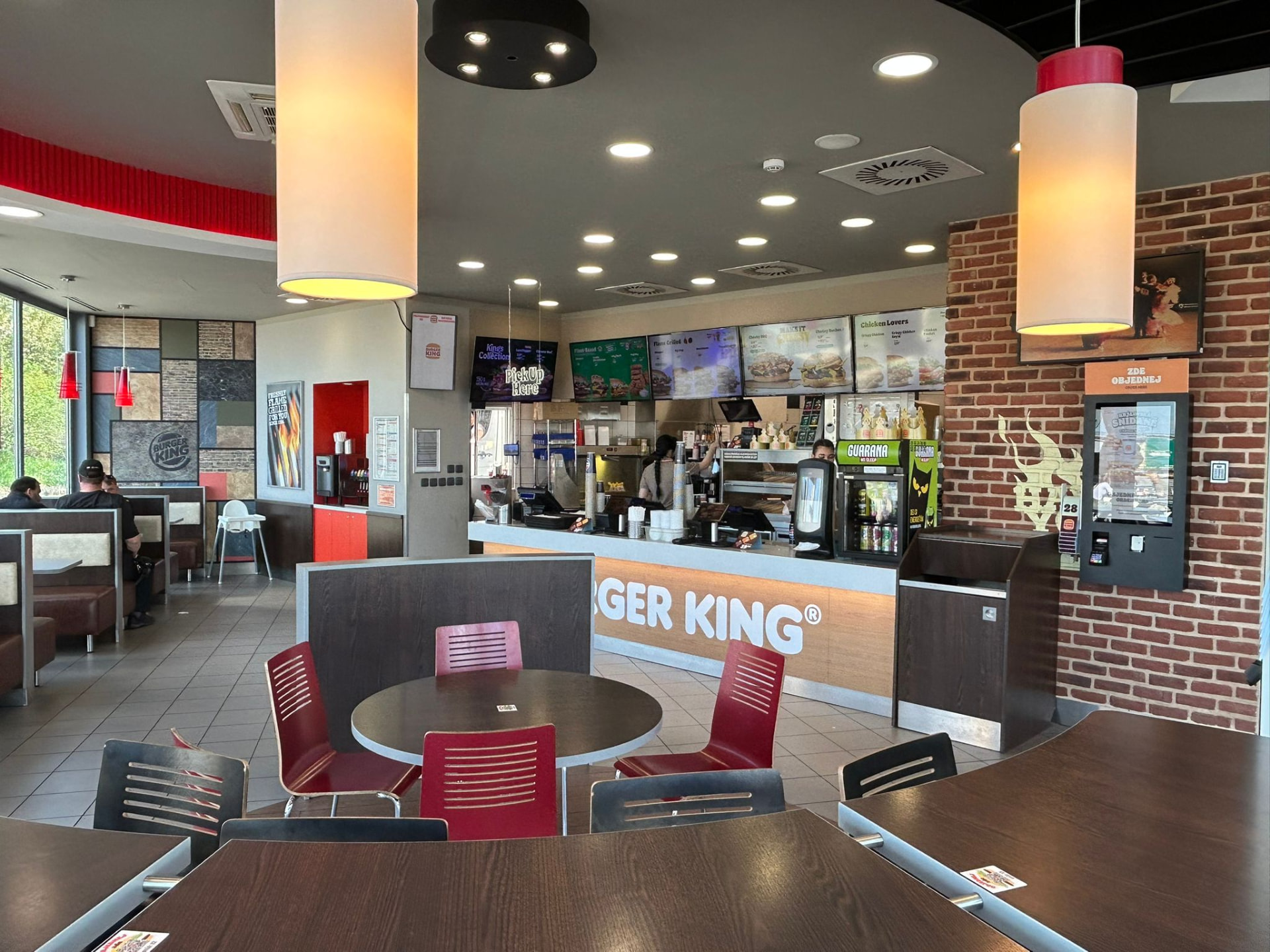 Interiér restaurace Burger King D11